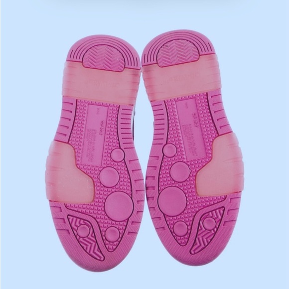 Girls' white and pink Off-White Out Of Office Strap Sneaker. - Picture 3 of 4